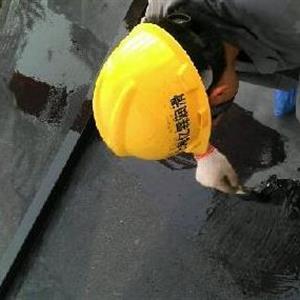 兰州汪彦互动娱乐活动有限公司员工在施工